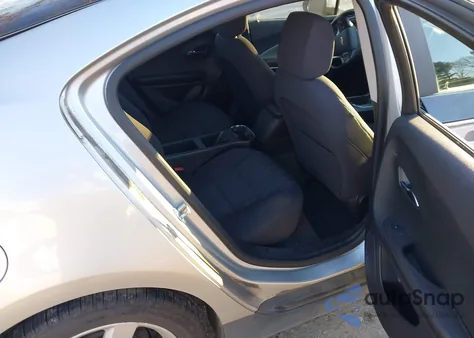 2014 Chevrolet Volt z USA, uszkodzony, nr VIN 1G1RA6E41EU143860